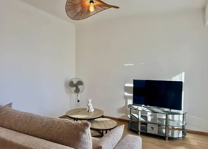 Hye029-234 T2-4 Personnes- *