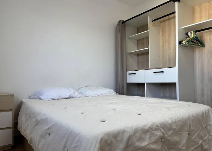 Hye029-234 T2-4 Personnes- Apartment *